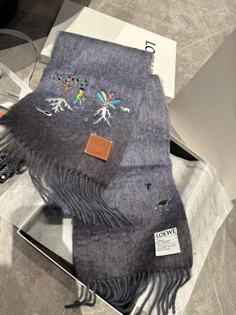 Loewe Scarf